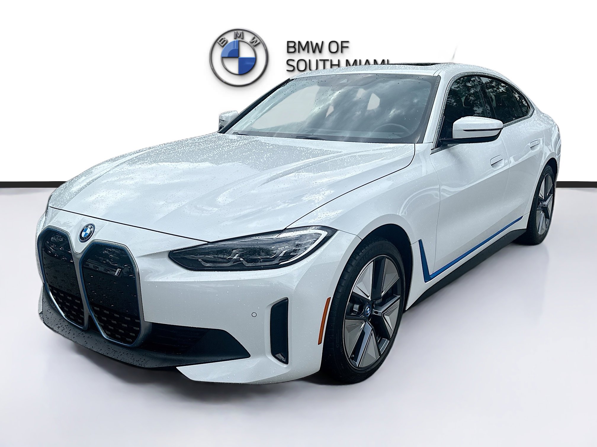Used 2023 BMW i4 eDrive35 w/ Premium Package image 3