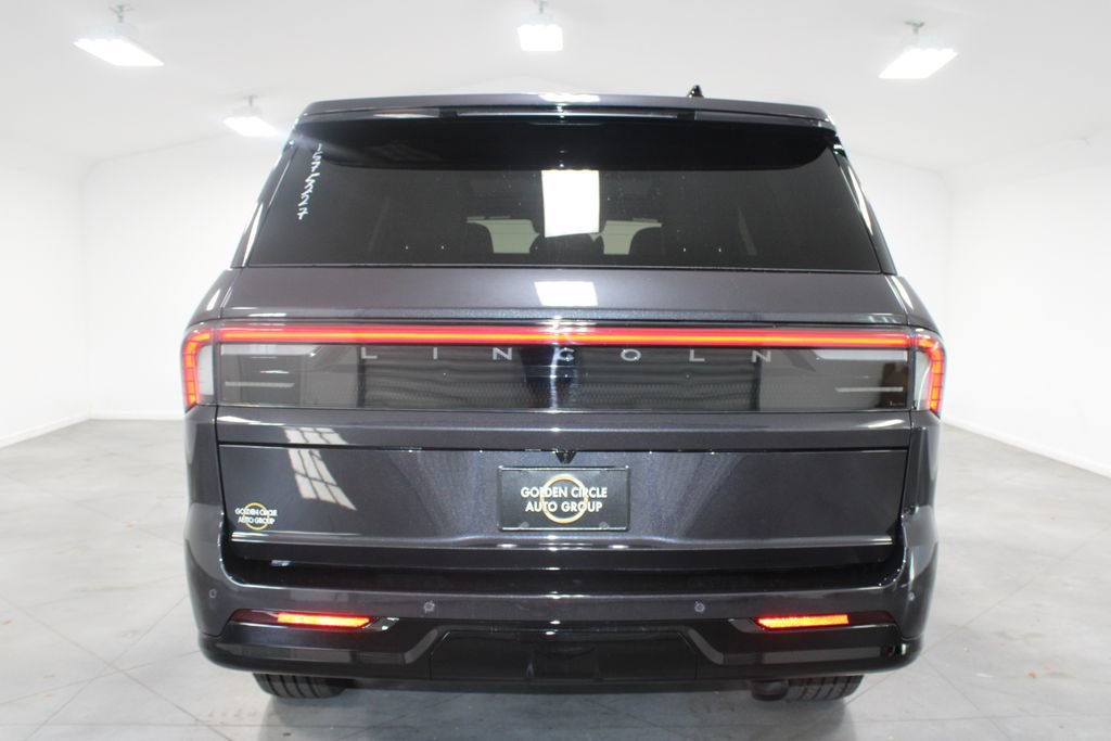 New 2025 Lincoln Navigator Reserve w/ Jet Appearance Package image 7