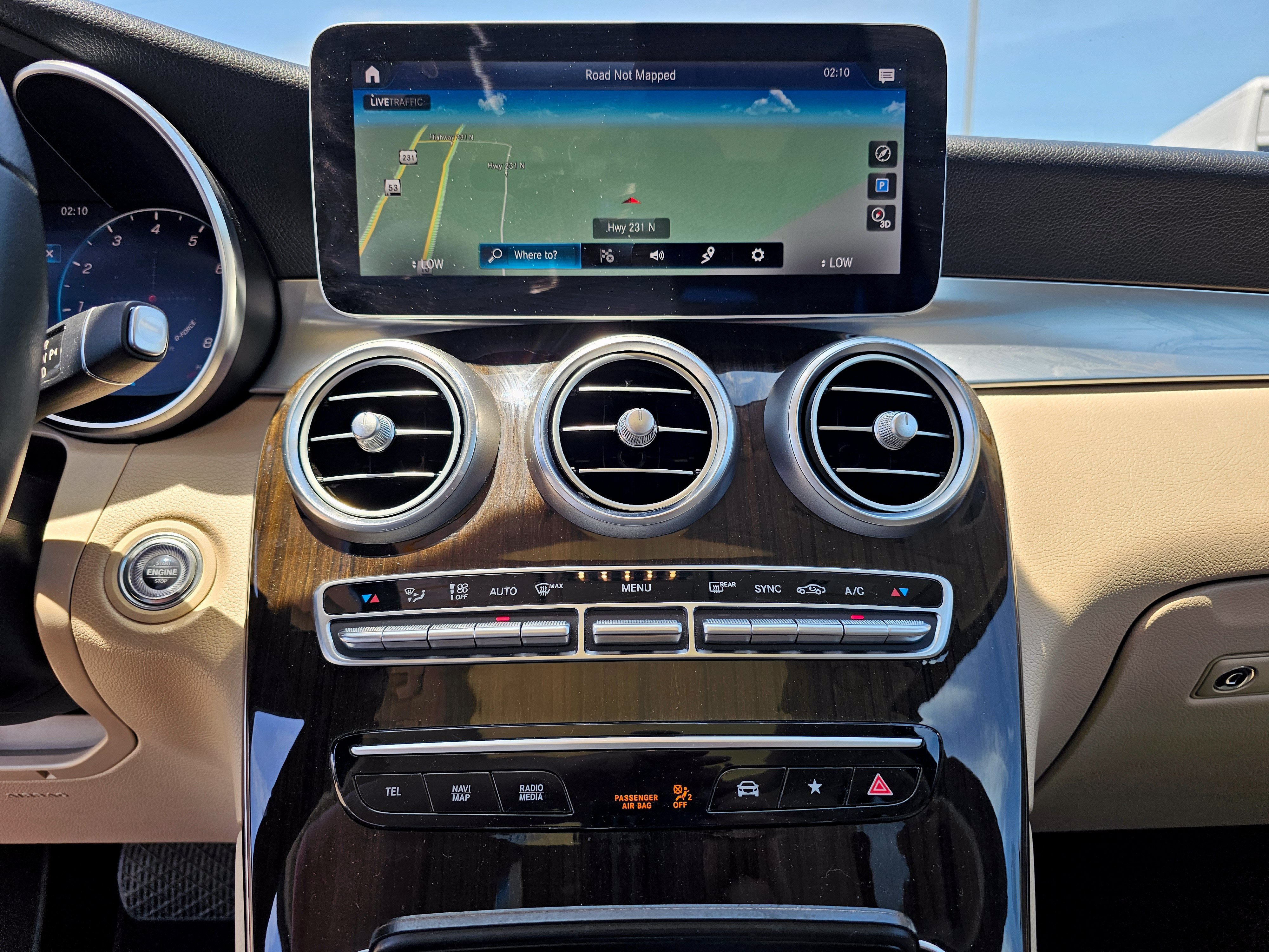 Used 2020 Mercedes-Benz GLC 300 image 22