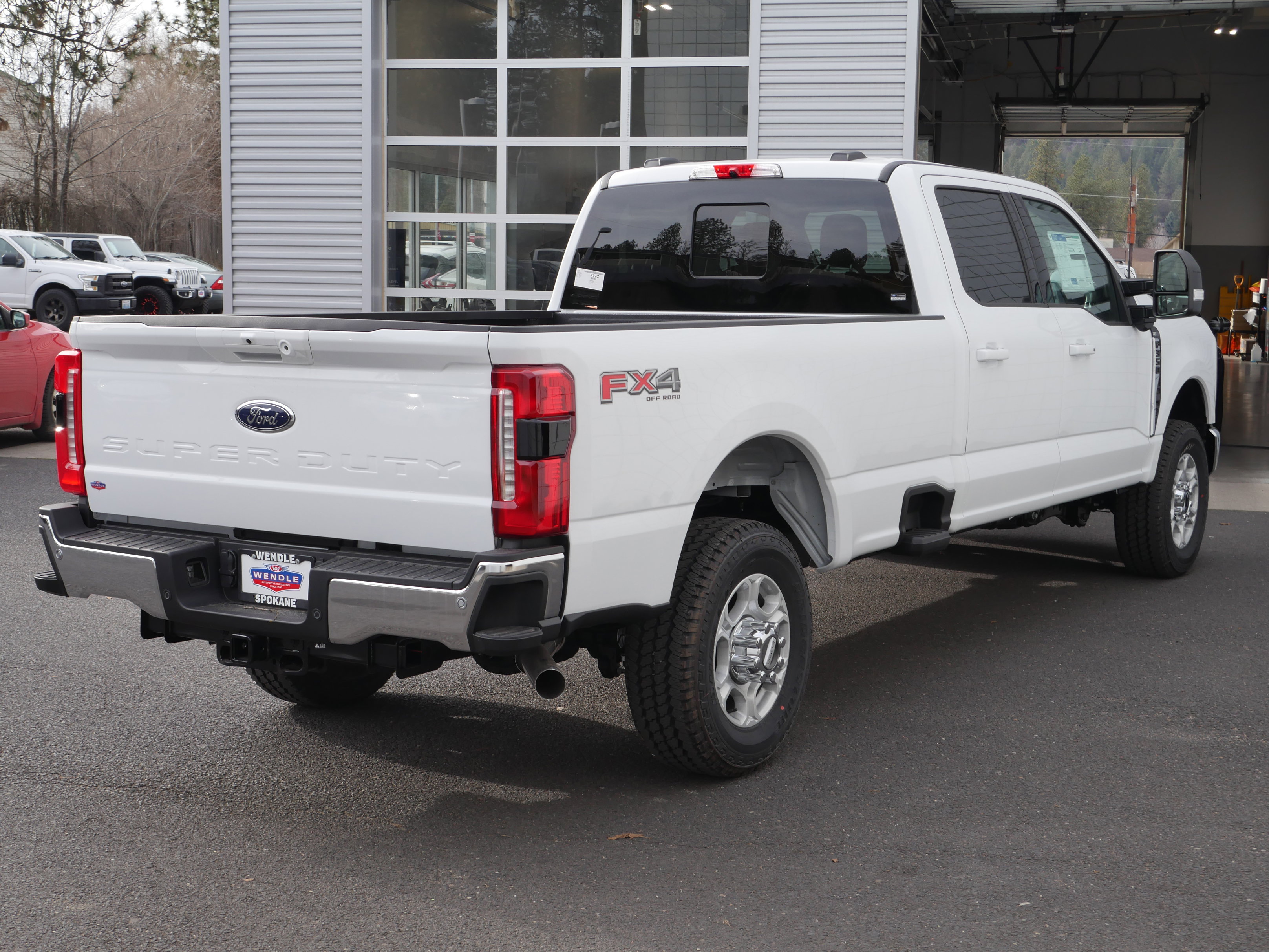 New 2026 Ford F350 XLT w/ XLT Premium Package AWD/4WD image 25