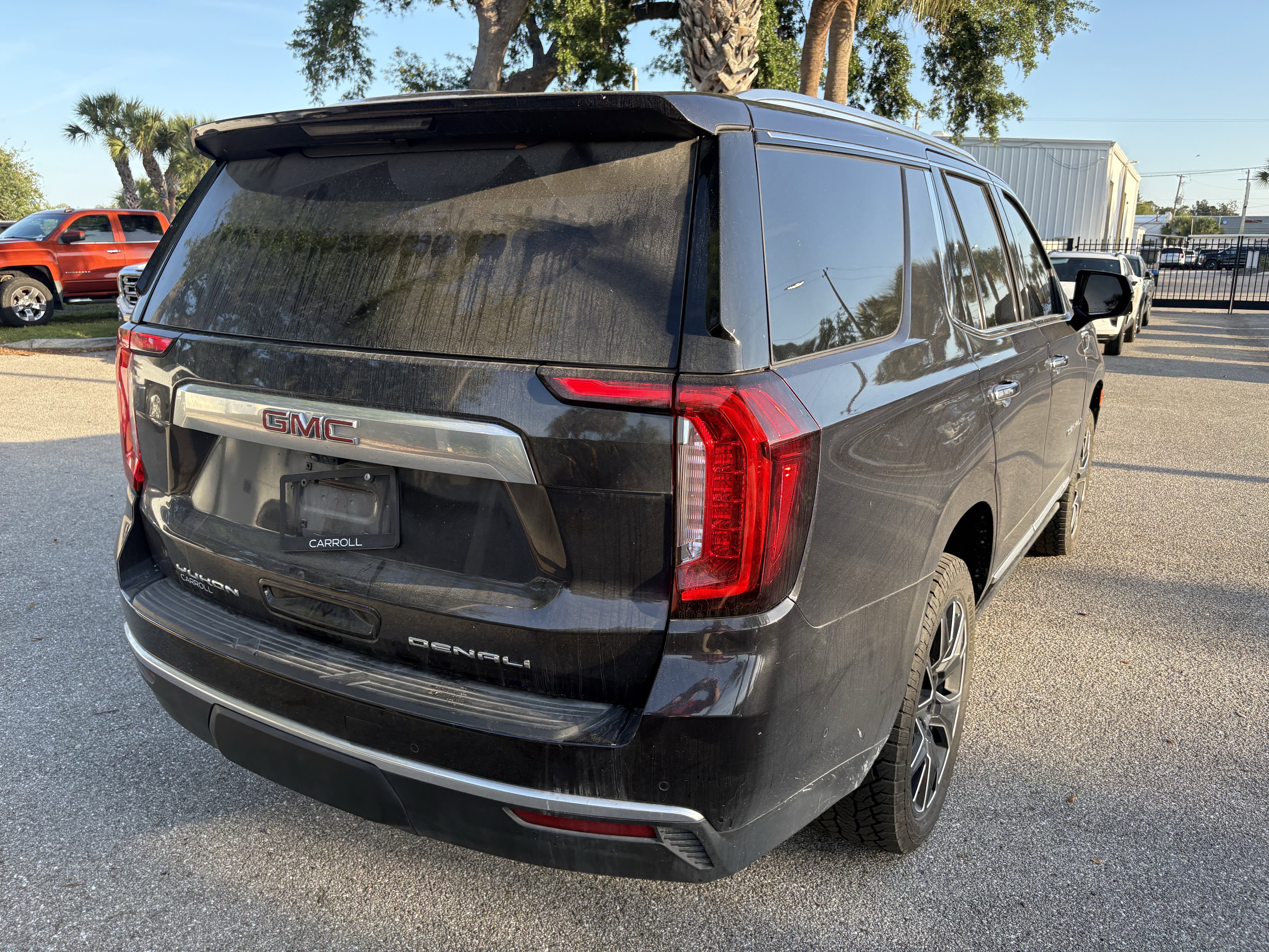 Used 2024 GMC Yukon Denali w/ Advanced Technology Package image 7