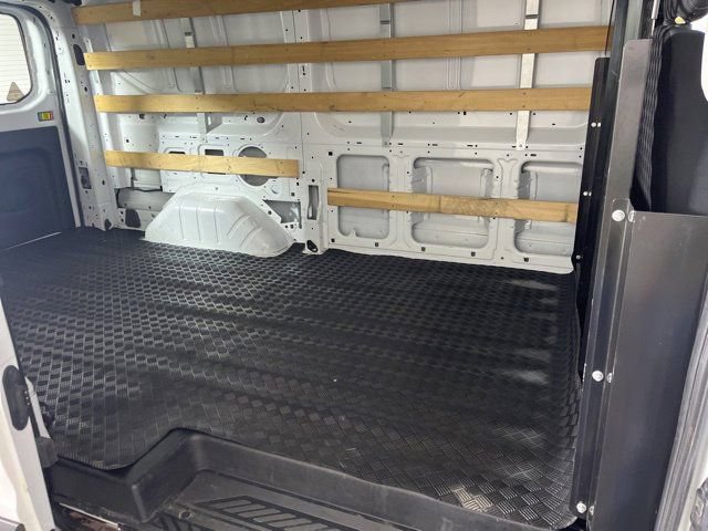 Used 2024 Ford Transit 250 Low Roof AWD w/ Exterior Upgrade Package image 19