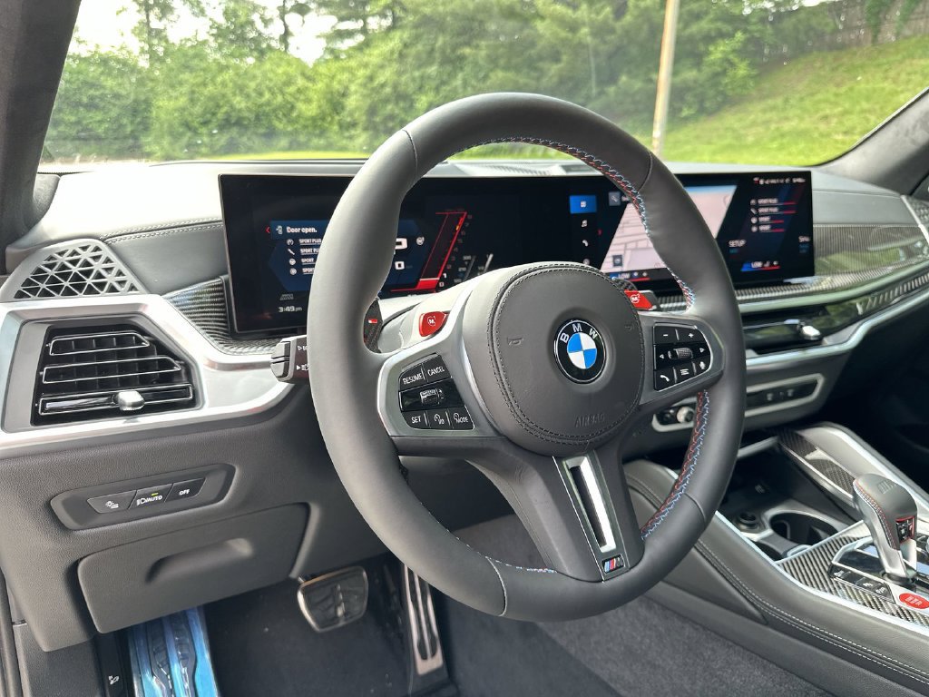 Used 2025 BMW X5 M Competition w/ Executive Package AWD/4WD image 37