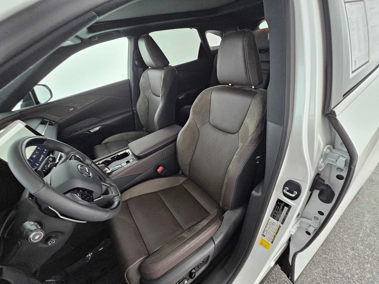 Certified 2026 Lexus RX 350 w/ Convenience Package AWD/4WD image 21