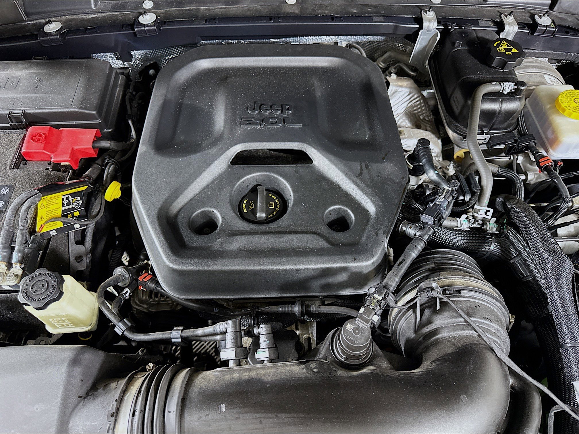Used 2024 Jeep Wrangler Sport image 39
