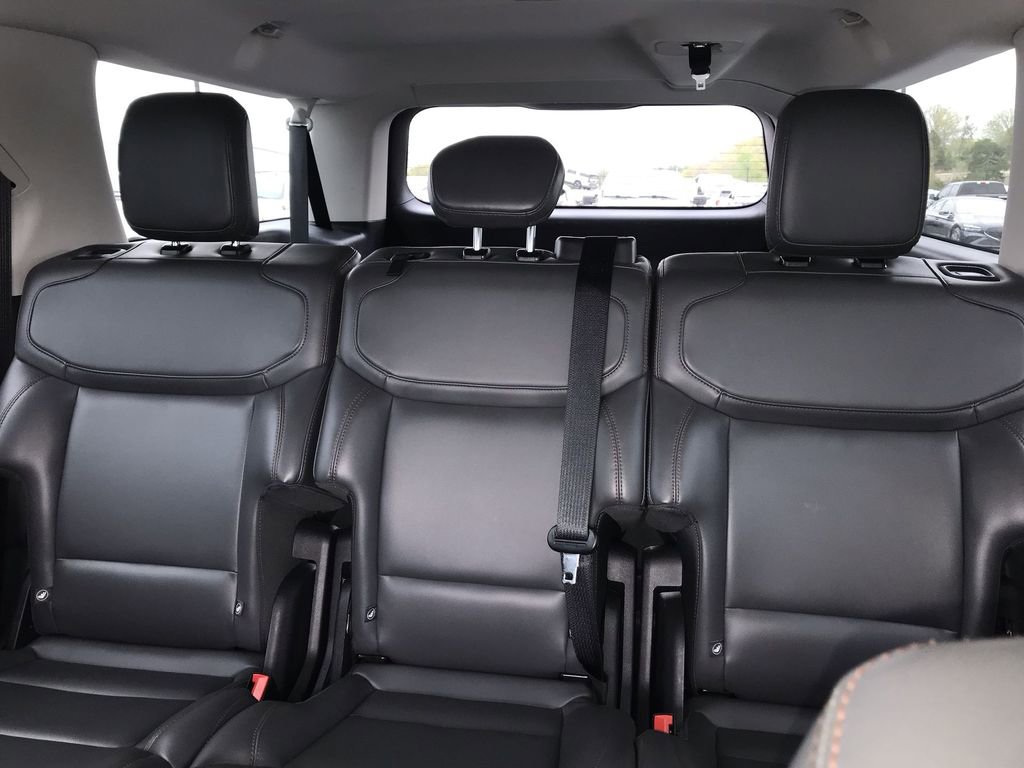 Used 2025 Ford Expedition Max Active AWD/4WD image 23