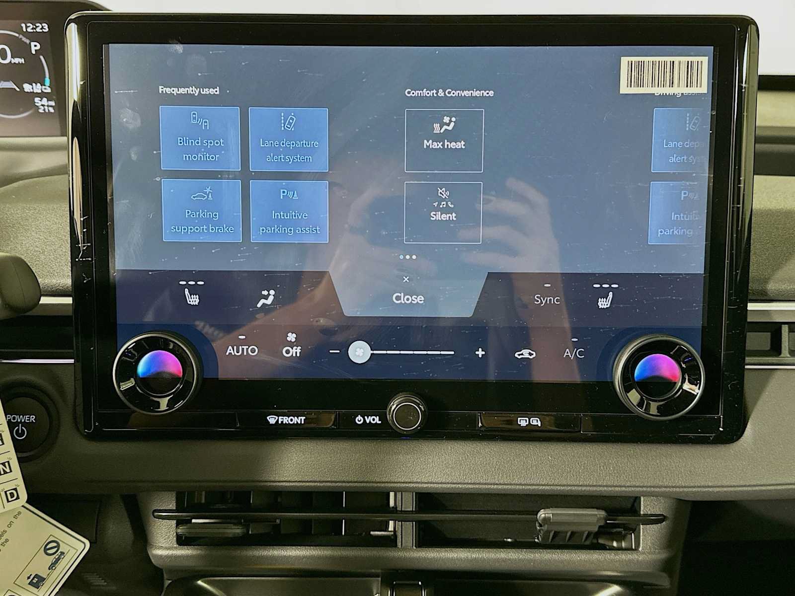 New 2026 Subaru Solterra AWD/4WD image 13