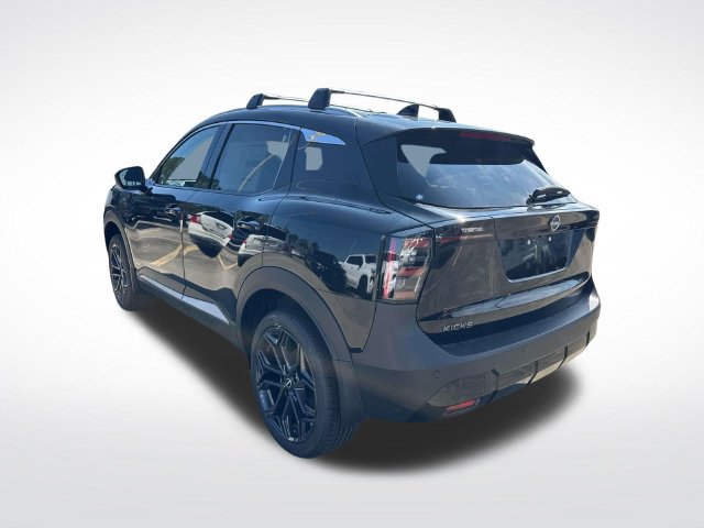 New 2027 Nissan Kicks SR FWD image 7