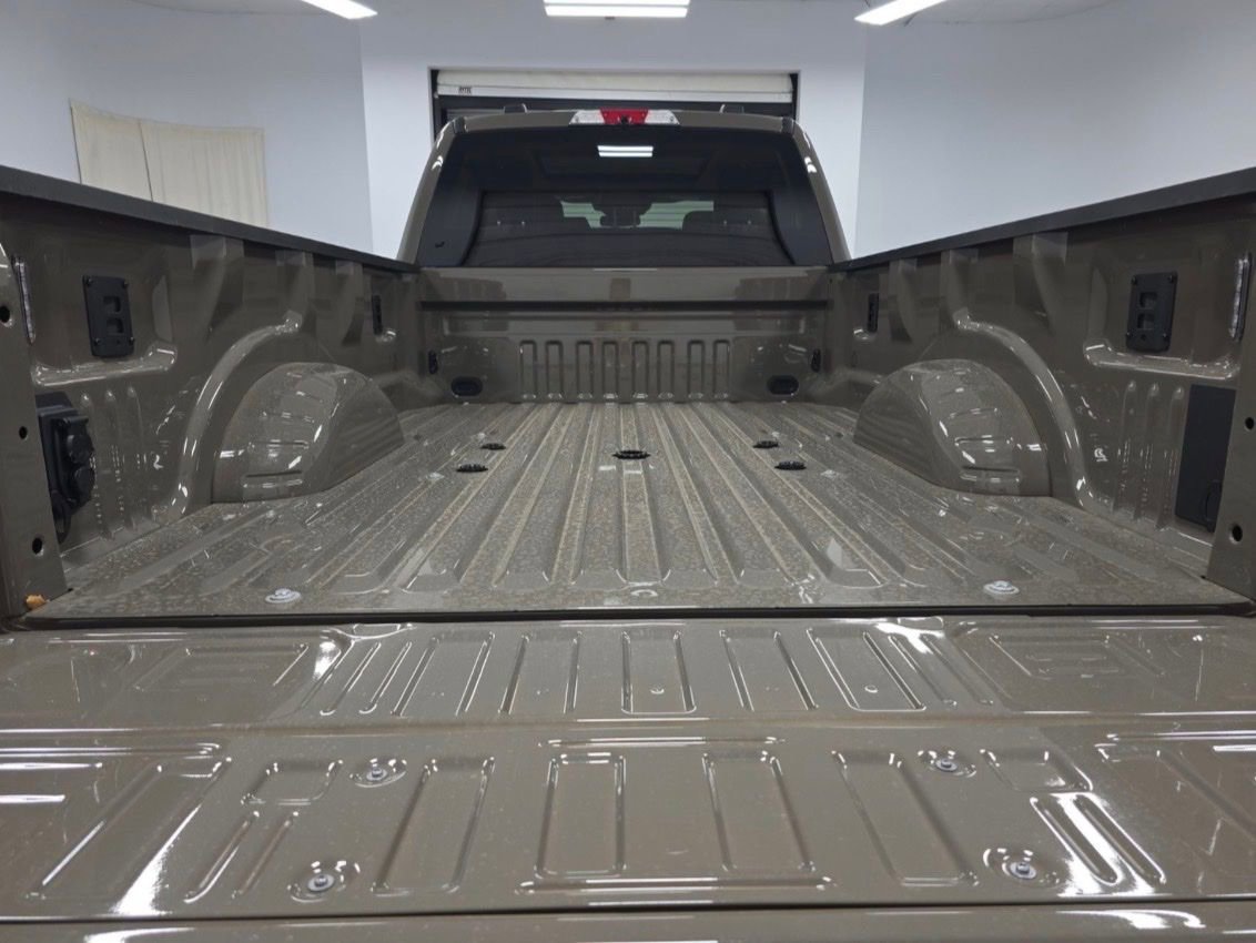 Used 2026 Ford F450 Lariat image 9