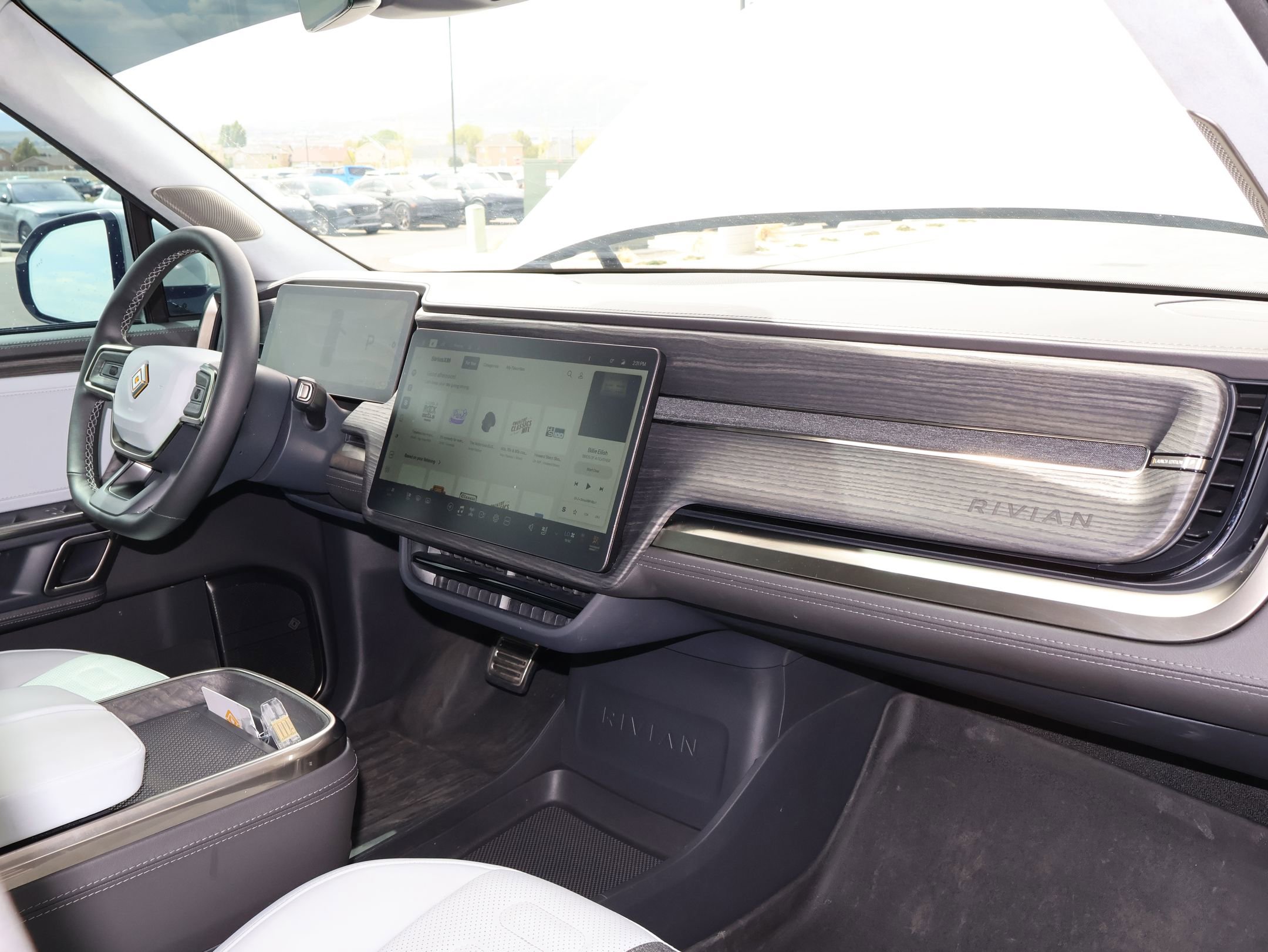 Used 2023 Rivian R1S Launch Edition AWD/4WD image 29