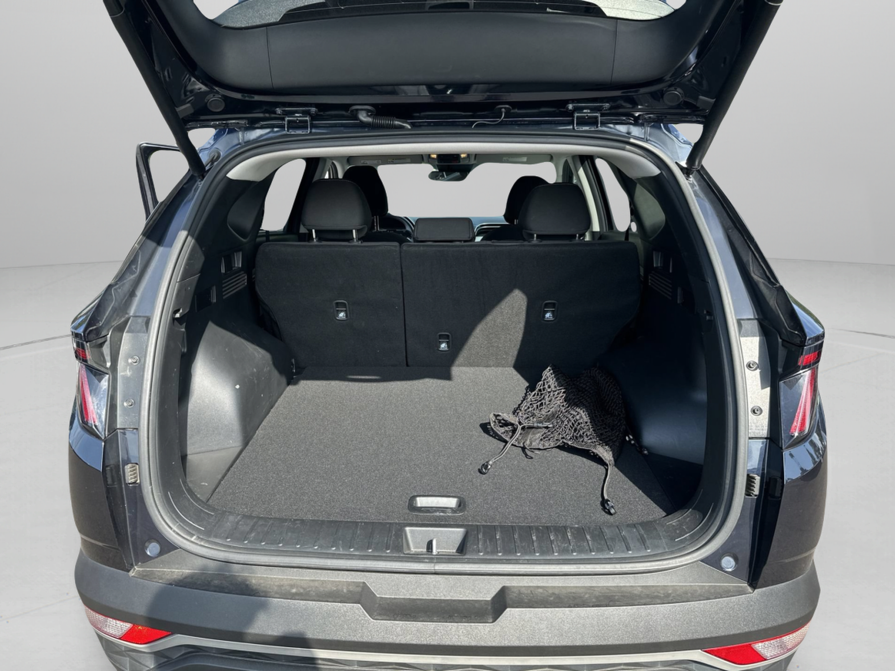 Used 2023 Hyundai Tucson Blue AWD/4WD image 17