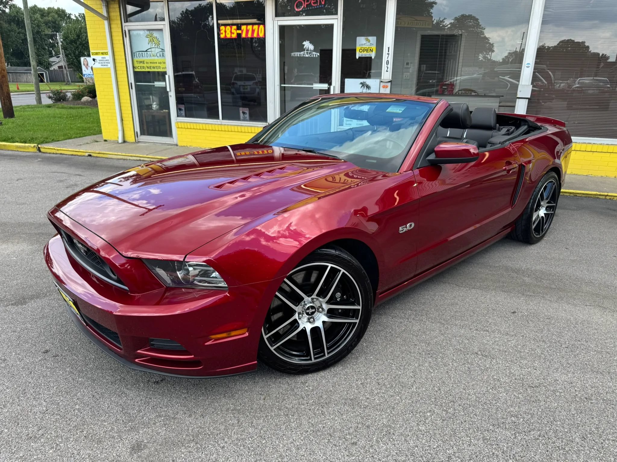 Used 2014 Ford Mustang GT Premium w/ Electronics Package RWD image 25