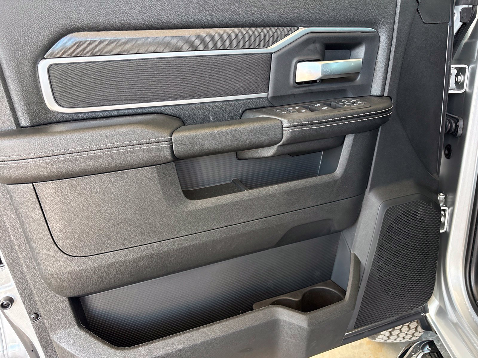 New 2026 RAM 3500 Lone Star AWD/4WD image 10