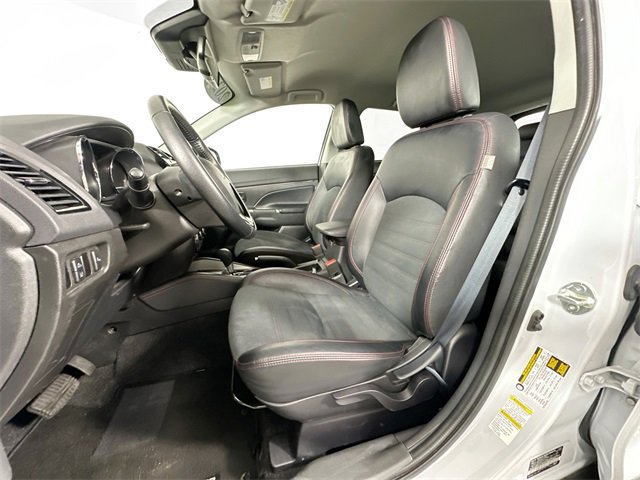 Used 2024 Mitsubishi Outlander Sport SE image 18