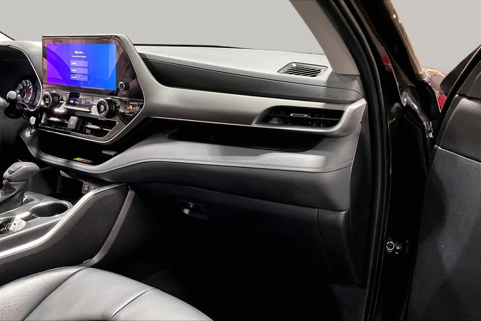Used 2026 Toyota Highlander XLE AWD/4WD image 19