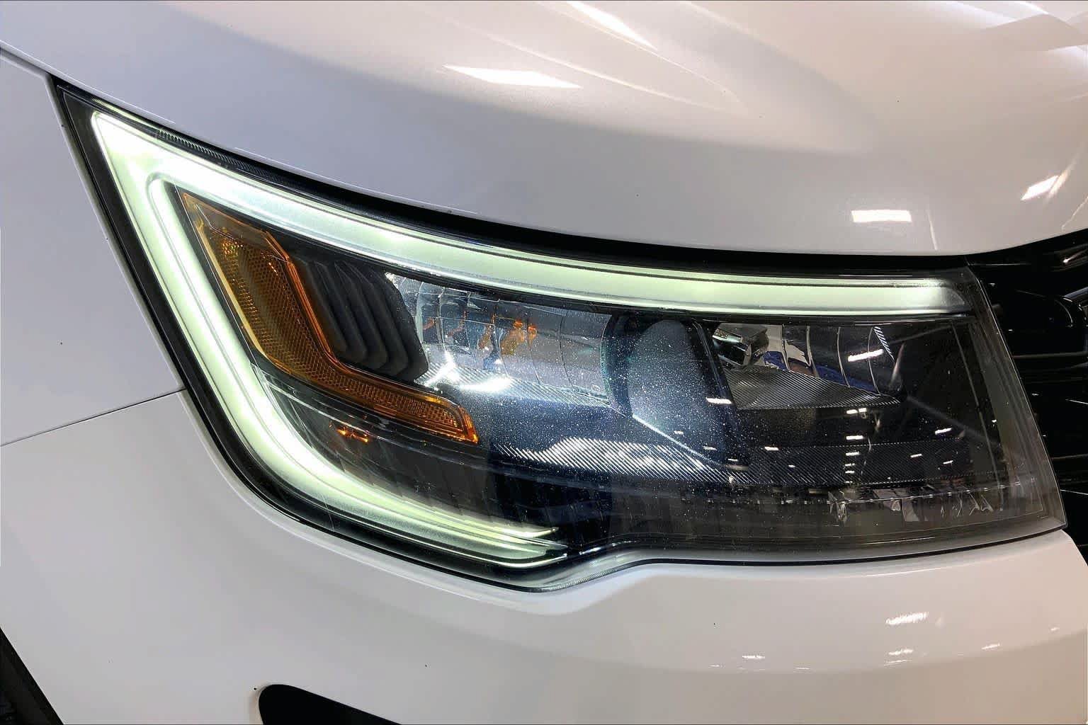 Used 2017 Ford Explorer Sport AWD/4WD image 27