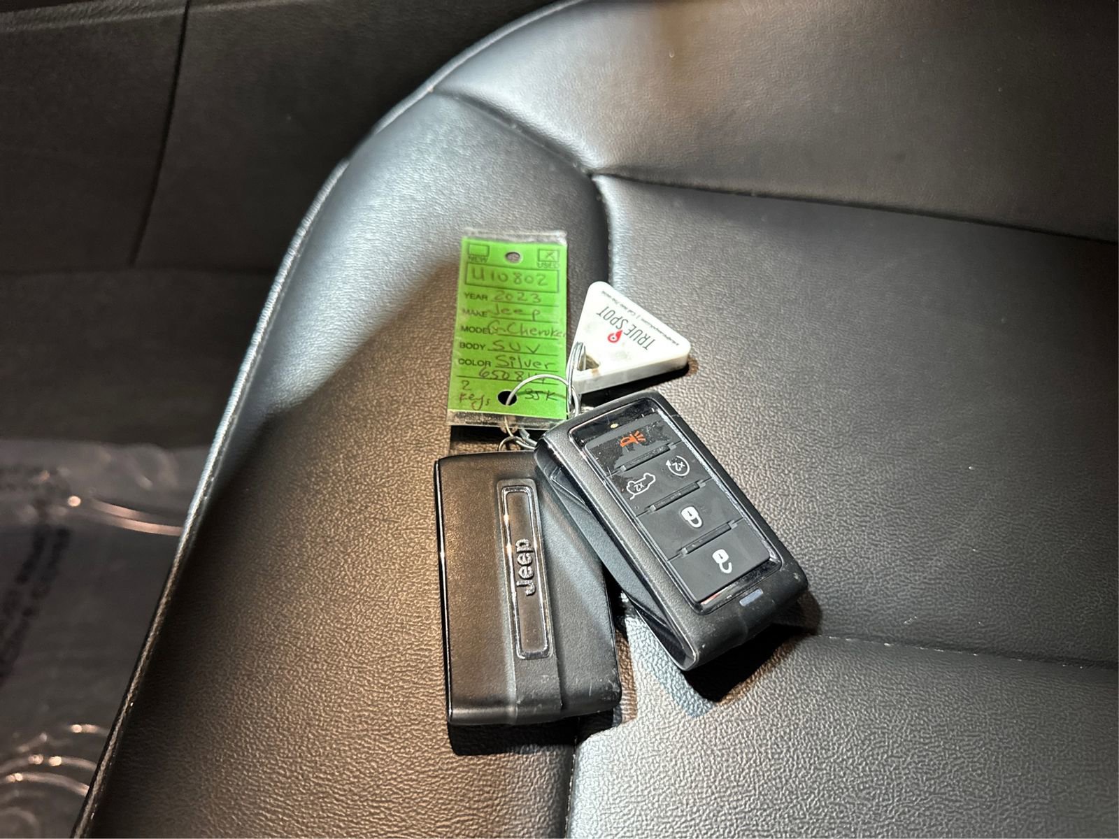 Used 2023 Jeep Grand Cherokee 4WD 4xe image 31