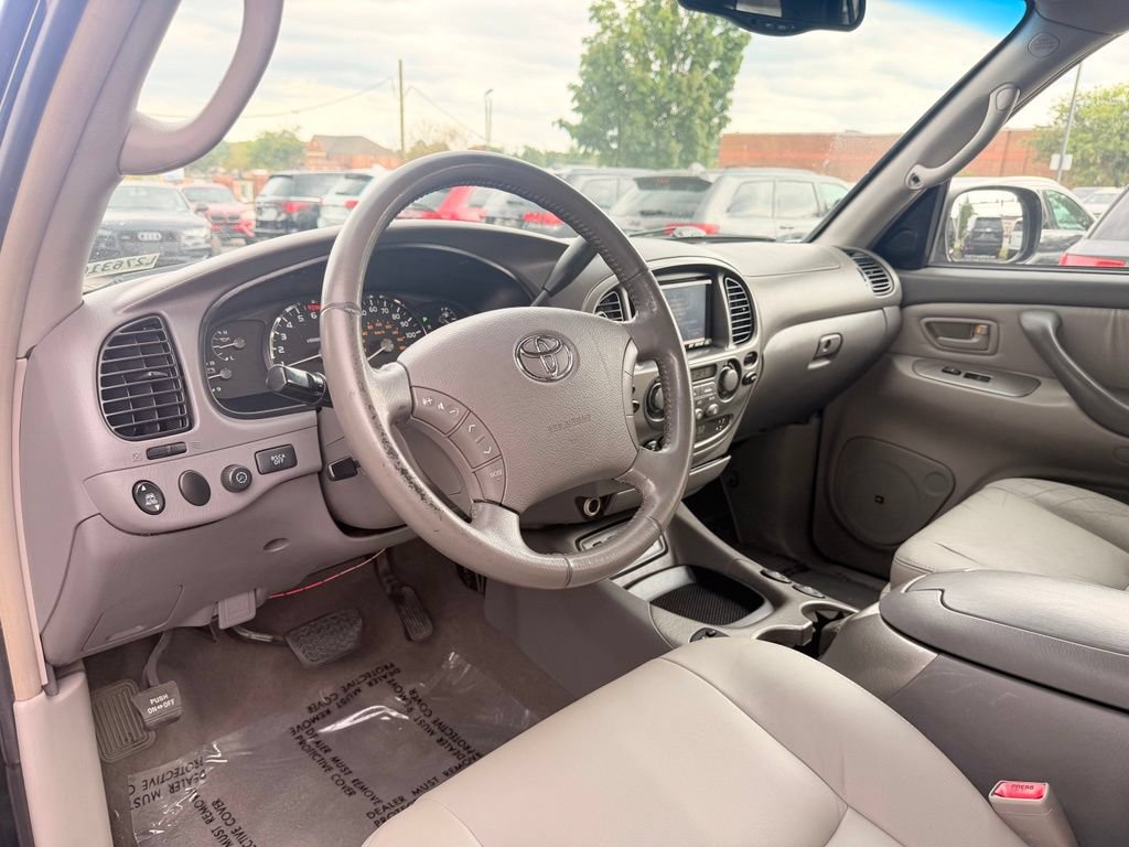 Used 2006 Toyota Sequoia Limited AWD/4WD image 8