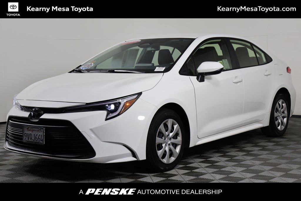 Used 2026 Toyota Corolla LE image 1