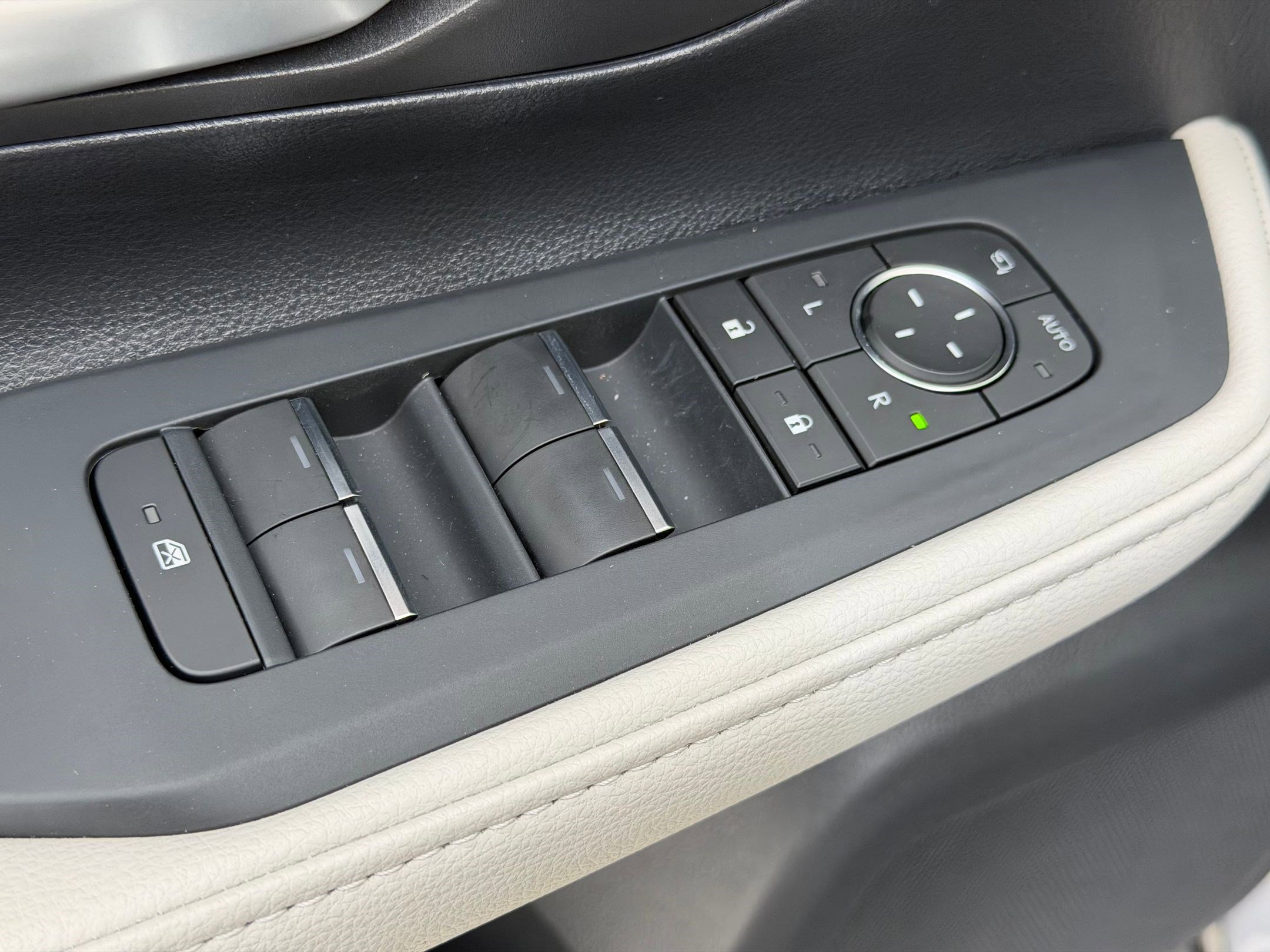 Used 2026 Toyota Grand Highlander Limited image 23