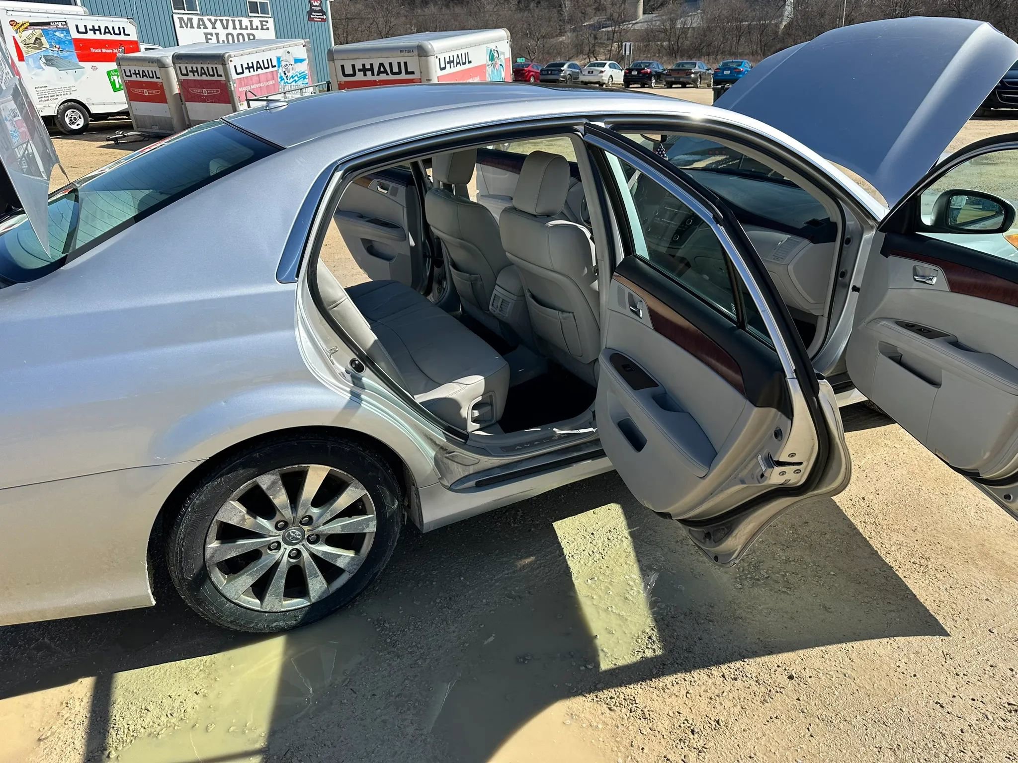 Used 2011 Toyota Avalon Limited FWD image 13