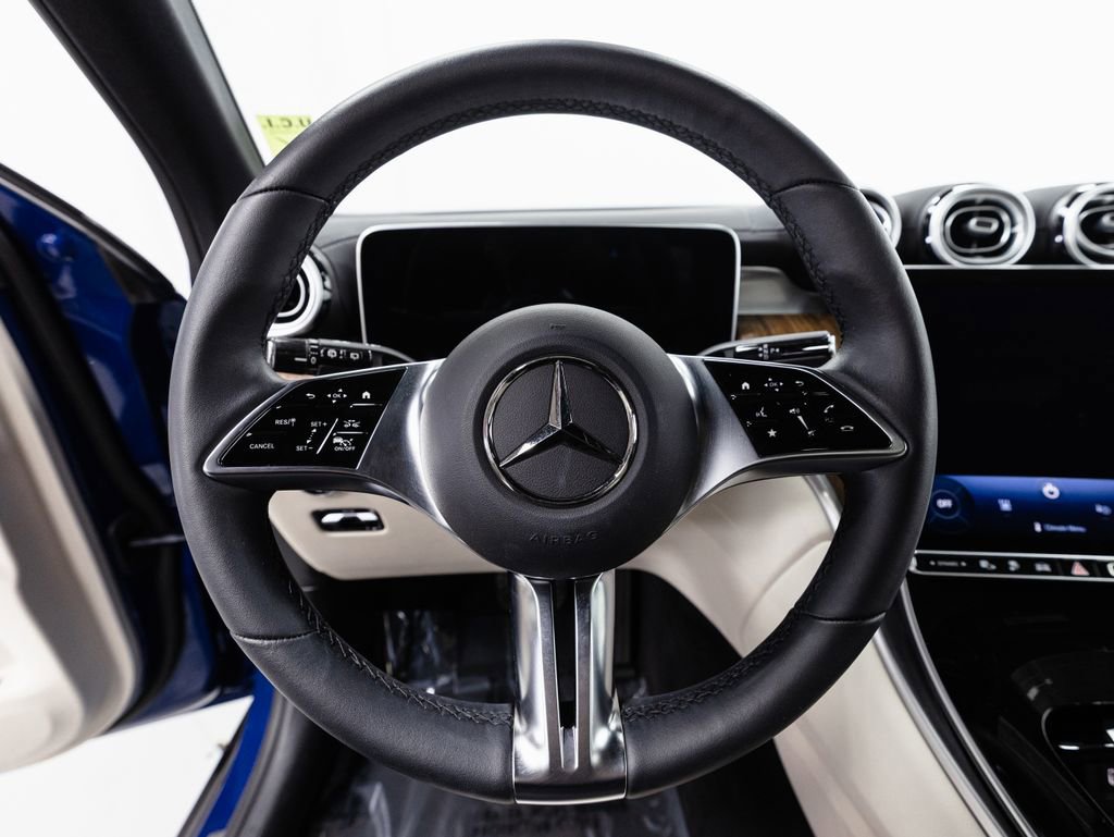 Used 2025 Mercedes-Benz GLC 350e 4MATIC w/ Driver Assistance Package image 12