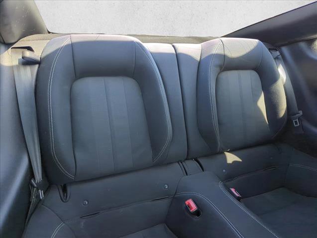 Used 2018 Ford Mustang Coupe image 22