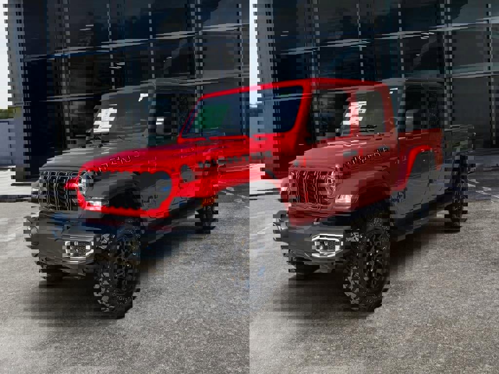 New 2025 Jeep Gladiator Sport image 3