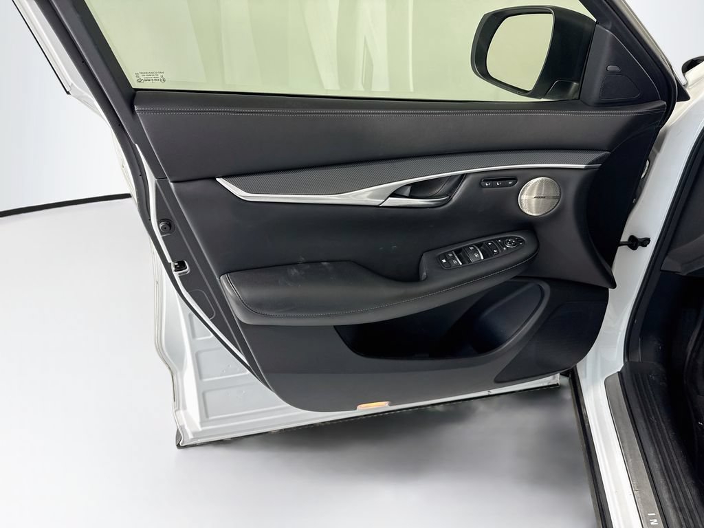 Used 2023 INFINITI QX50 Sport FWD image 24