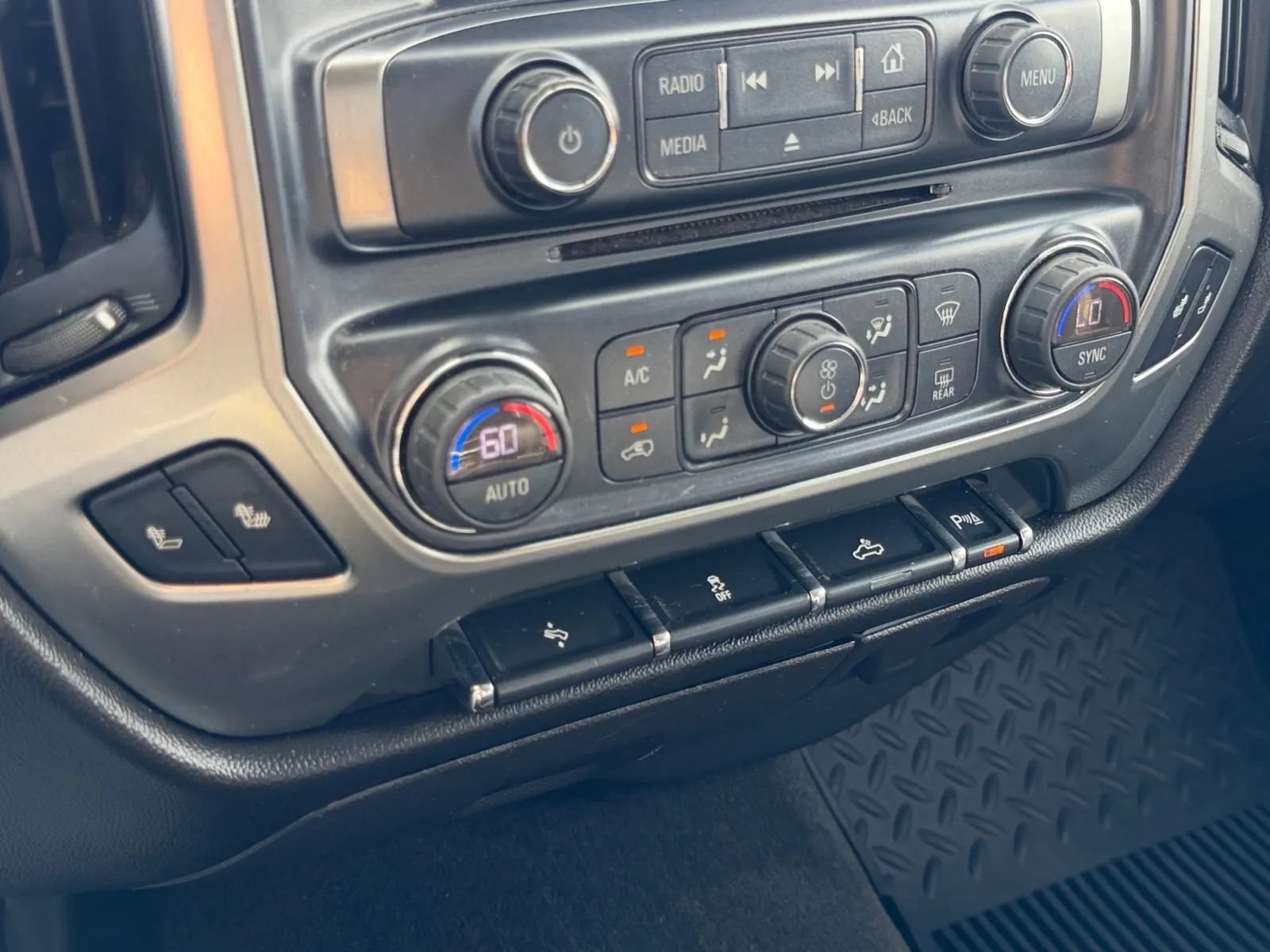 Used 2017 Chevrolet Silverado 1500 LT w/ All Star Edition RWD image 24