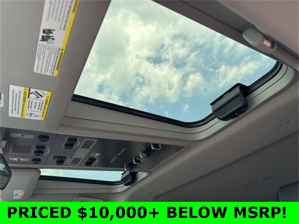 Used 2024 INEOS Grenadier image 22