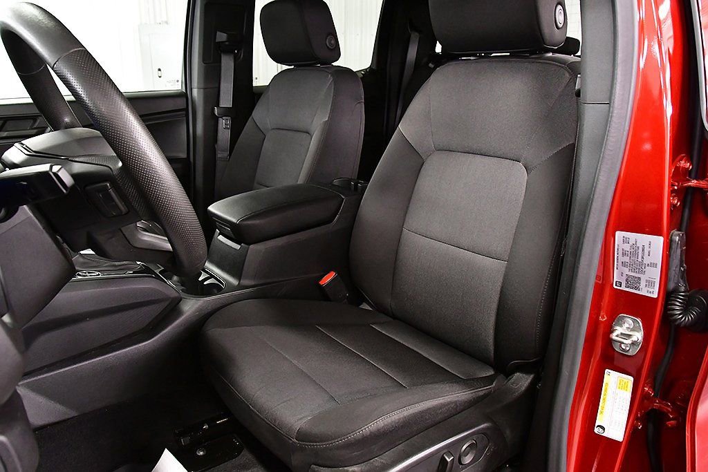 Used 2024 Chevrolet Colorado Trail Boss w/ Technology Package image 27