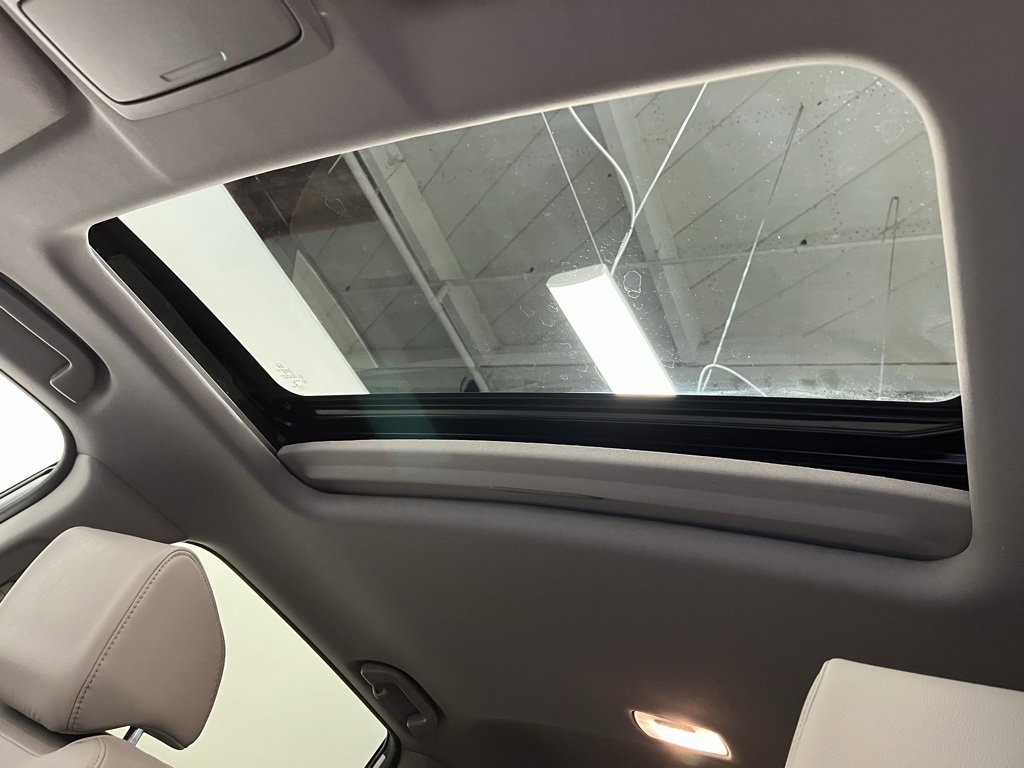 Used 2017 Honda CR-V EX-L image 10