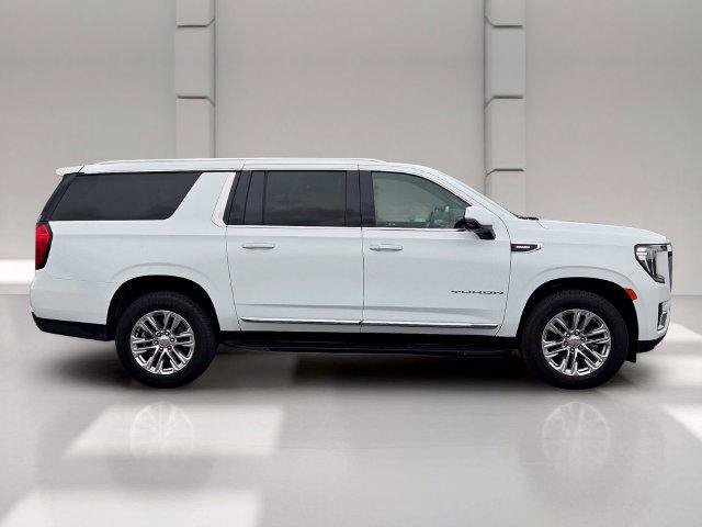 Used 2024 GMC Yukon XL SLT w/ SLT Premium Package AWD/4WD image 6