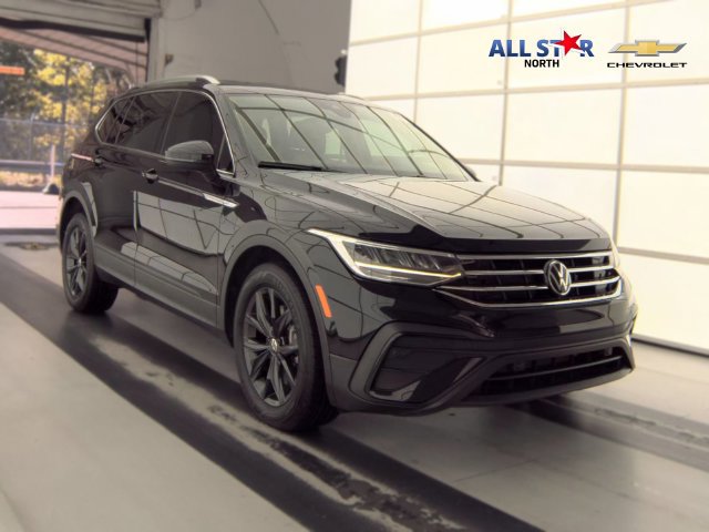 Used 2024 Volkswagen Tiguan SE