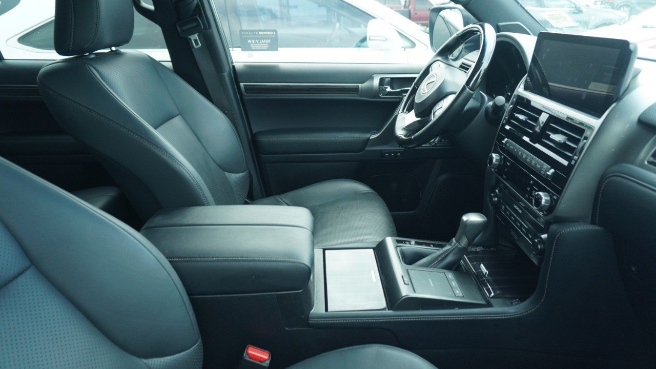 Certified 2023 Lexus GX 460 Luxury w/ Accessory Package AWD/4WD image 8