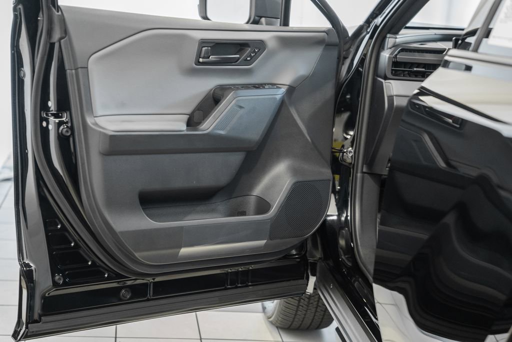 New 2026 Toyota RAV4 XSE AWD/4WD image 41