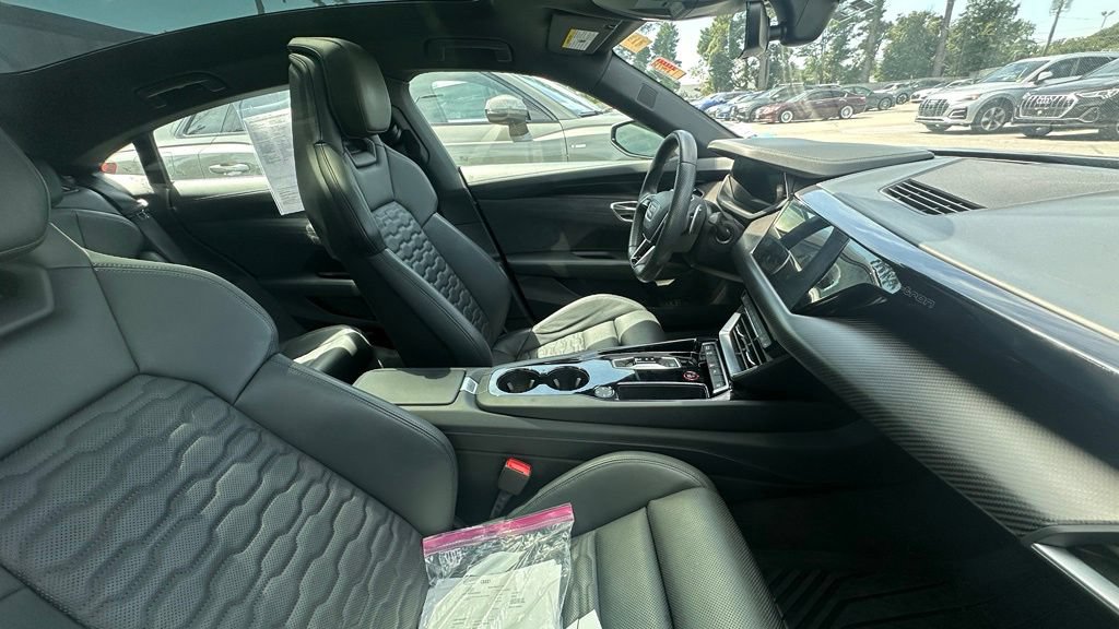 Used 2024 Audi e-tron GT Premium Plus AWD/4WD image 4