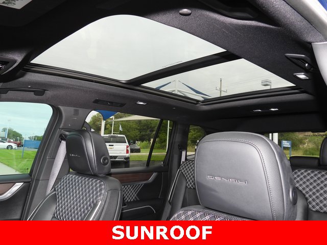 Used 2025 GMC Acadia Denali w/ Super Cruise Package image 8