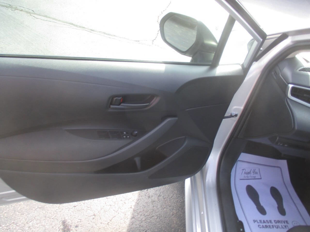 Used 2024 Toyota Corolla LE image 12