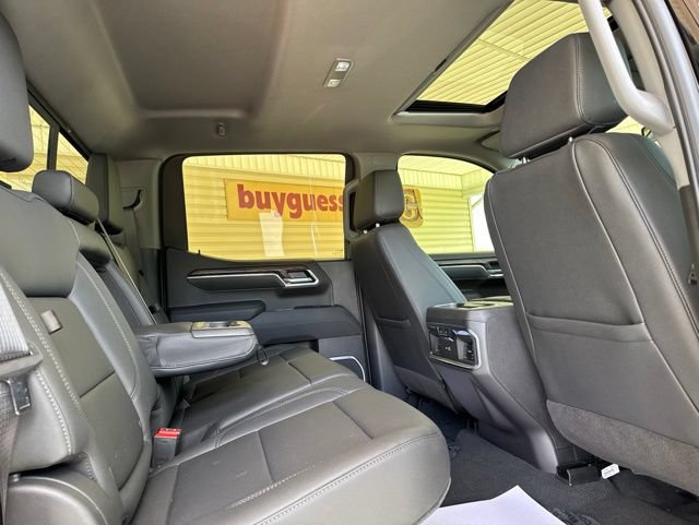 Used 2026 GMC Sierra 1500 SLT w/ SLT Premium Plus Package AWD/4WD image 5