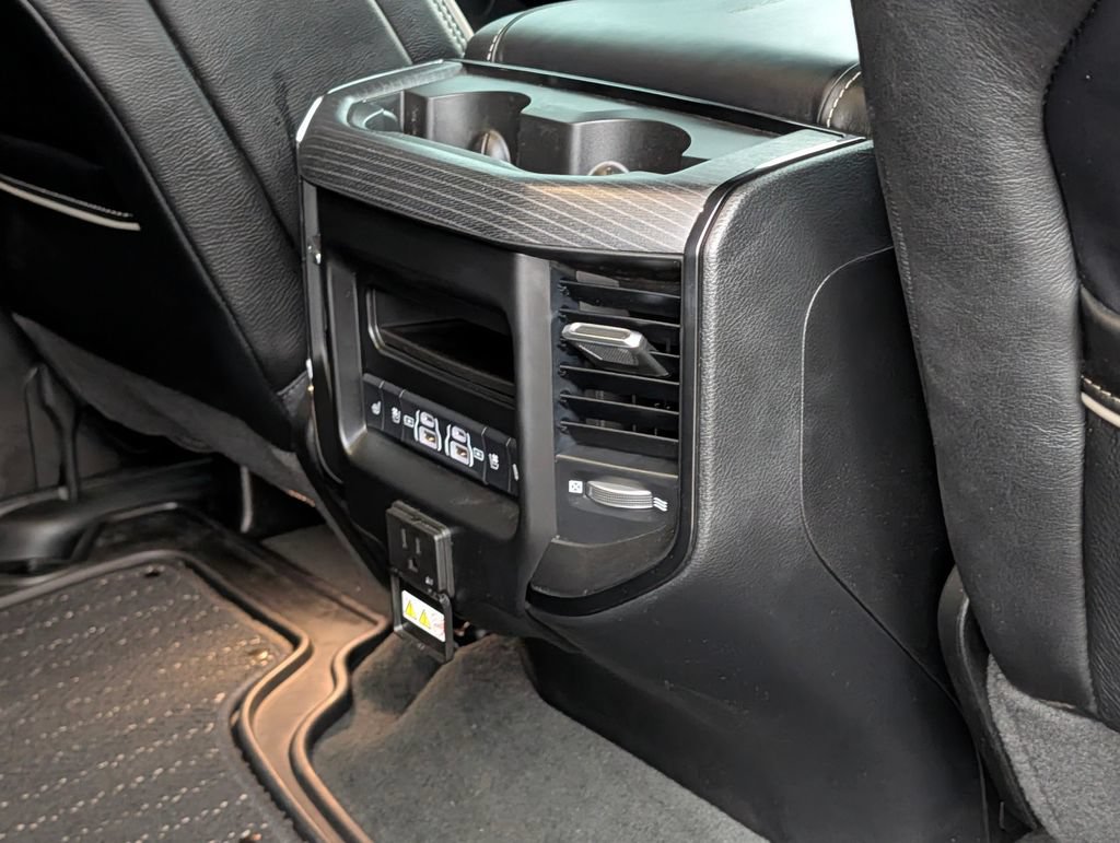 Used 2023 RAM 1500 Limited AWD/4WD image 32