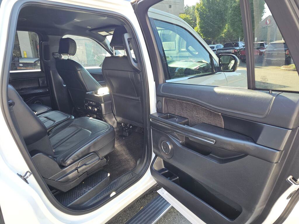 Used 2020 Ford Expedition Max Limited AWD/4WD image 16