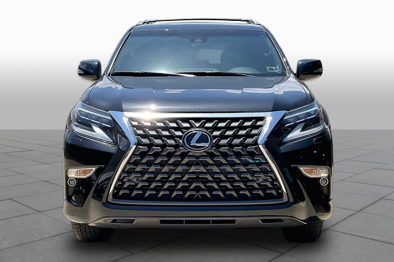 Used 2023 Lexus GX 460 Premium w/ Premium Package AWD/4WD image 4