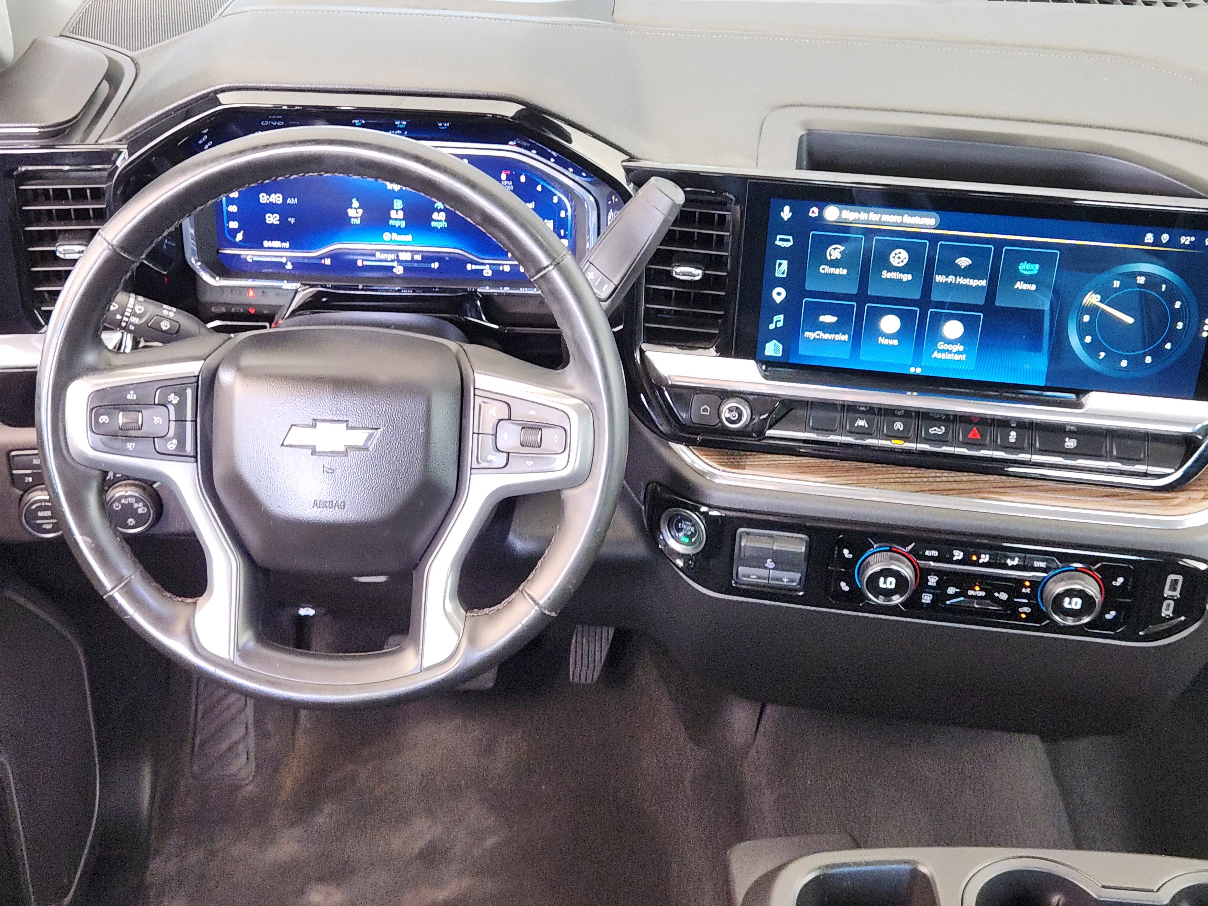 Certified 2025 Chevrolet Silverado 1500 LT AWD/4WD image 28