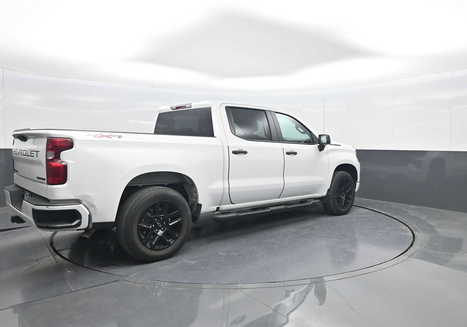 Used 2024 Chevrolet Silverado 1500 Custom w/ LPO, Dark Essentials Package AWD/4WD image 8
