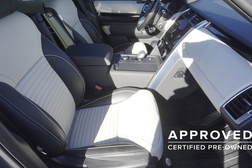 Used 2022 Land Rover Discovery S R-Dynamic image 23