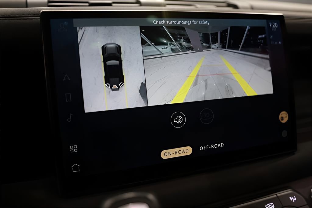 Used 2023 Land Rover Defender 110 X-Dynamic SE image 38