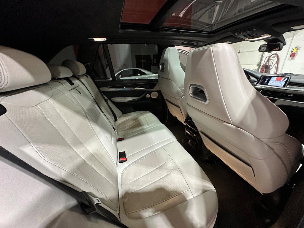 Used 2017 BMW X5 M w/ Executive Package image 13