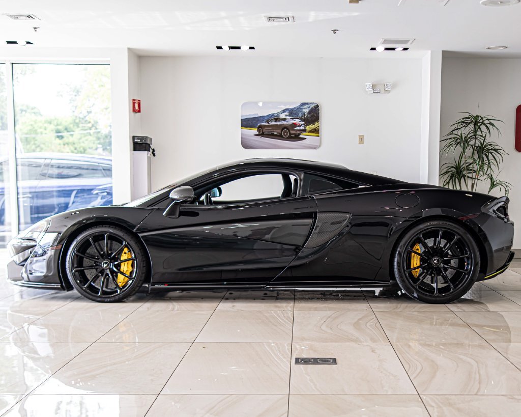 Used 2019 McLaren 570S Coupe RWD image 7
